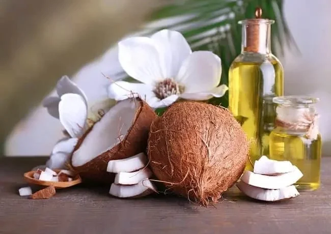 پوست طرز استفاده روغن نارگیل برای جلوگیری از ریزش مو