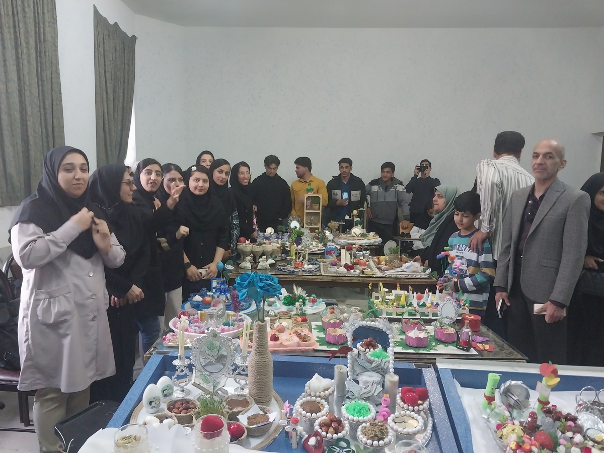 ترنم رنگها، آوای خلاقیت؛ از دستسازههای دانشجویان تا مهارتهای تفکر و هوش
