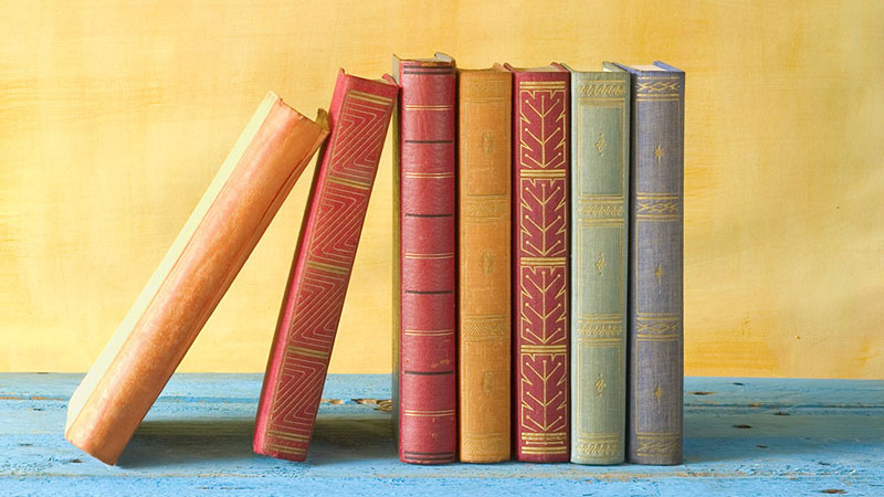 کتاب‌های مرجع و دیکشنری‌هایی که پرفروش‌ترین شدند